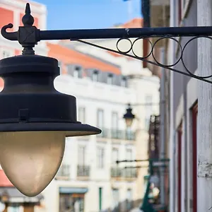 Appartement Spacious Bairro Alto With Courtyard, By Timecooler, Lisboa