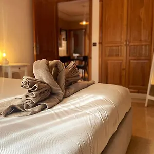 https://sunny-terrace-comfy-beds-in-marrakech.marrakeshhotelsmorocco.com